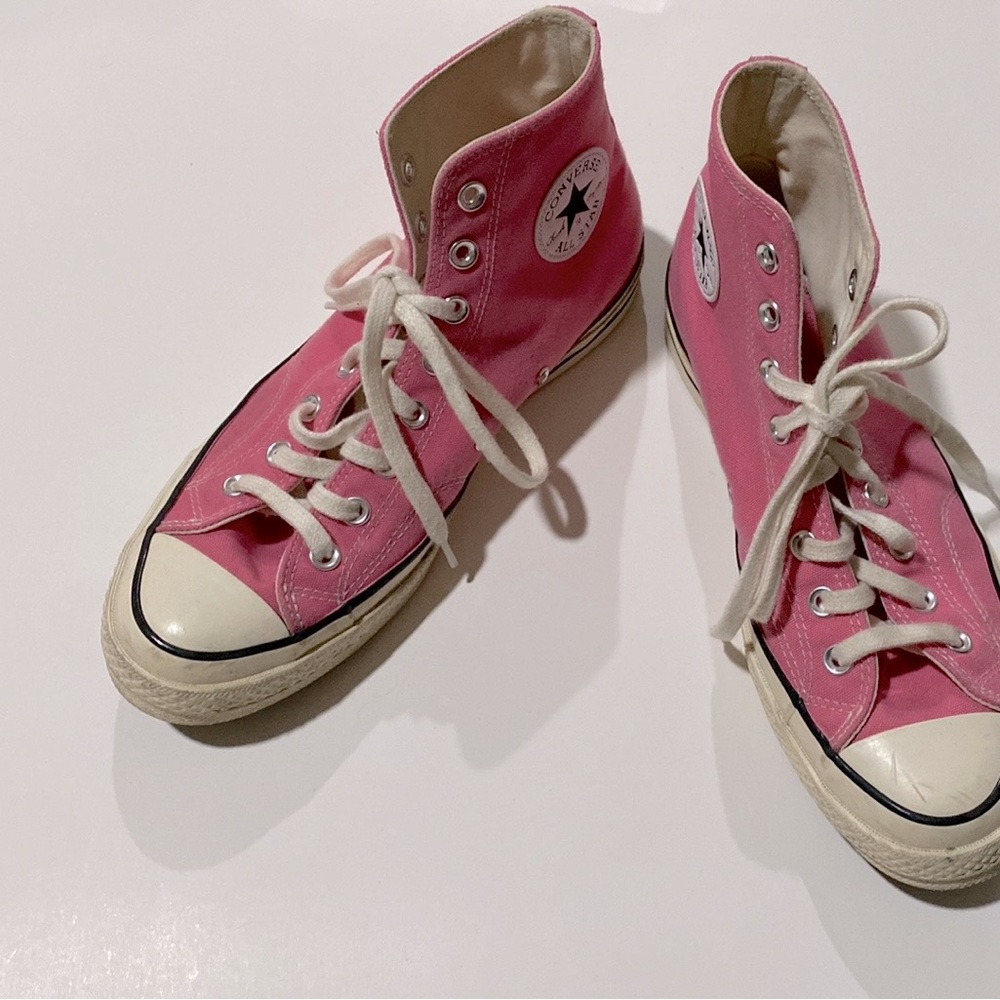 Pink Converse High Tops Chuck Taylor All Star, M8.5/ W10.5